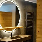 Schulhaus Tirol 3*