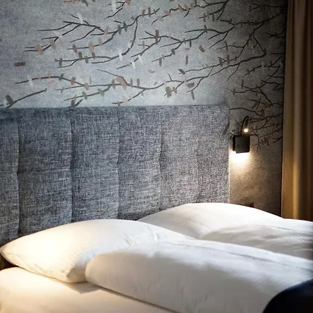 Pensión Schulhaus Tirol