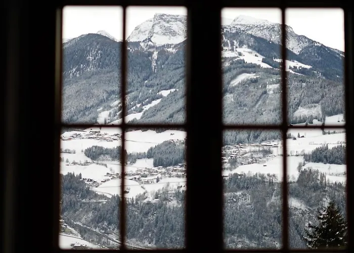 Schulhaus Tirol Gasthuis