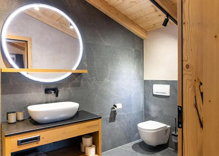 Schulhaus Tirol بيت ضيافة Zellberg