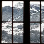 Schulhaus Tirol Guest house