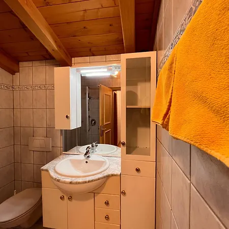 Schulhaus Tirol Zellberg