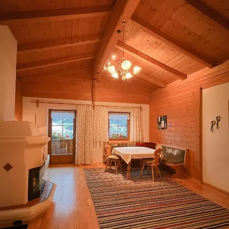 Guest house Schulhaus Tirol *