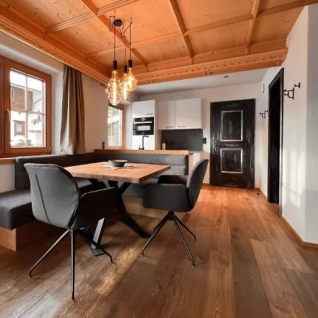 Guest house Schulhaus Tirol